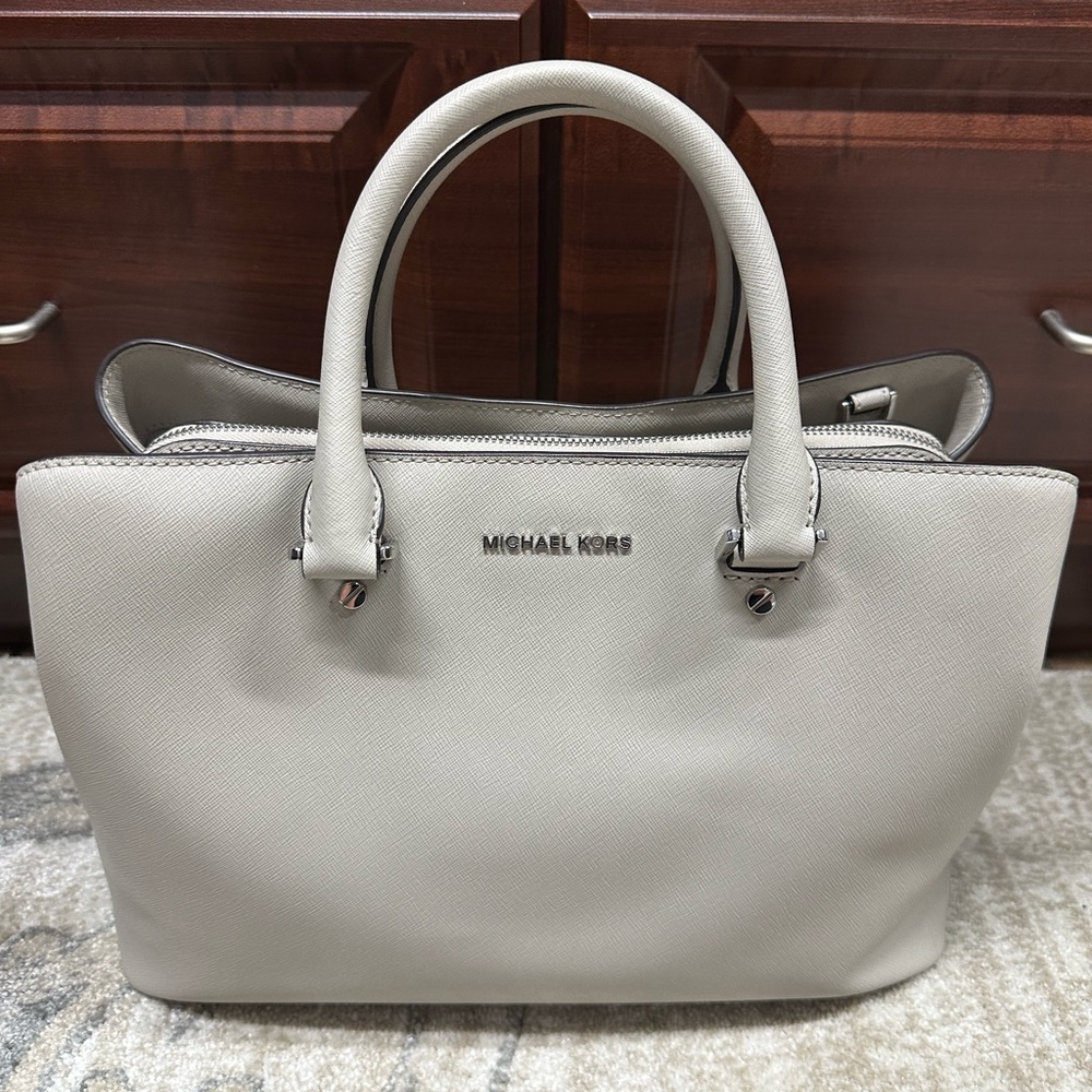 Michael Kors Savannah Cement (Gray) Large Satchel Leather